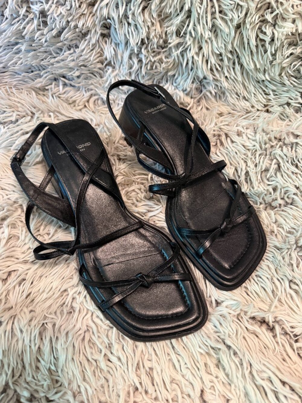 Gently Worn Vagabond Sandals Slipons Black Size 9/39